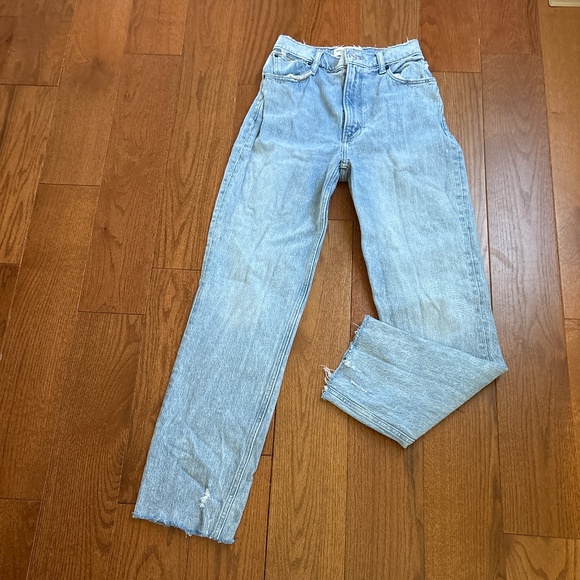 Women’s Abercrombie & Fitch 90’s Straight Ultra High Rise Jeans Sz 27 (4) - Picture 1 of 5